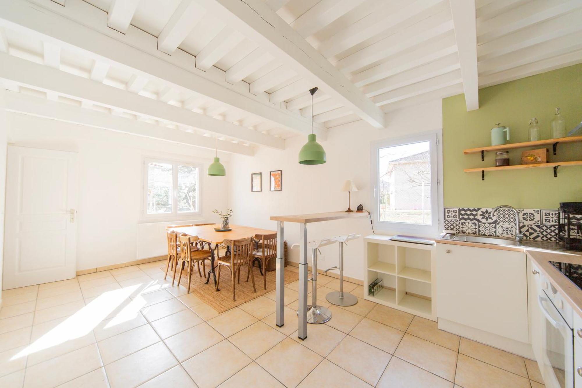 Panda Home Quincie-en-Beaujolais Exterior photo